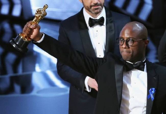 Oscar del cimema 2017, migliore pelicola Moolight Oscar del cinema 2017: migliore pellicola Moonlight di Barry Jenkins