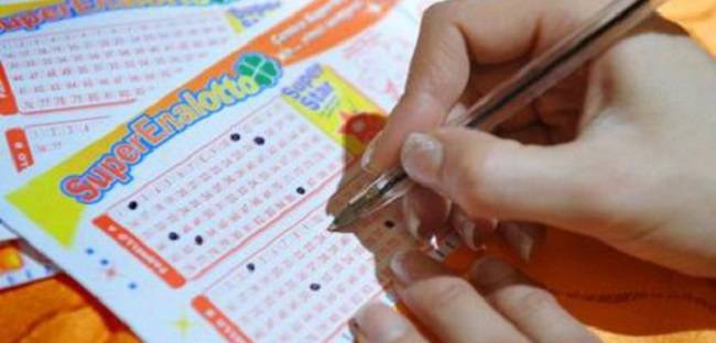 Superenalotto, vinti 94 milioni di euro in Veneto coin una una schedina da soli 2 euro Superenalotto, vinti 94 milioni di euro in Veneto coin una una schedina da soli 2 euro