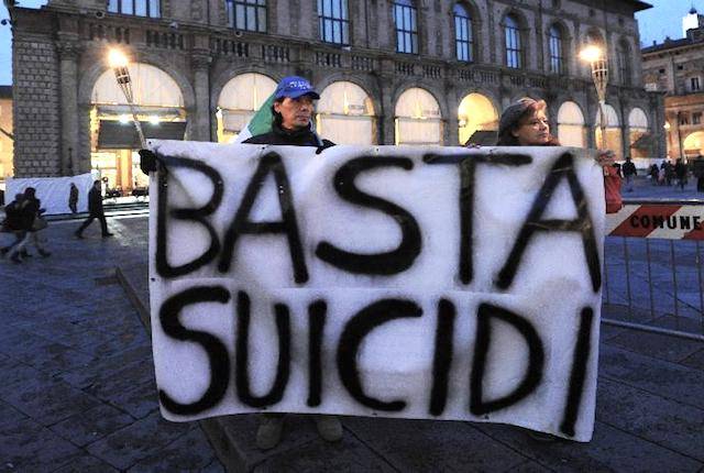 imprenditore_napoletano_suicida_napoli imprenditore_napoletano-suicida_napoli