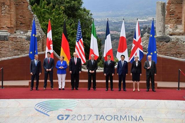 Riflettori puntati sul G7 di Taormina: 7000 uomini in azione a garantire la sicurezza Riflettori puntati sul G7 di Taormina: 7000 uomini in azione a garantire la sicurezza