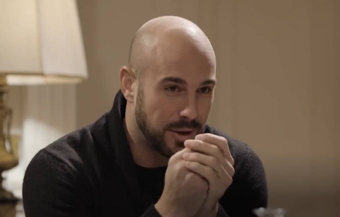 Il portiere Pepe Reina dedica un pensiero alle vitime di Manchester Il portiere Pepe Reina dedica un pensiero alle vittime di Manchester