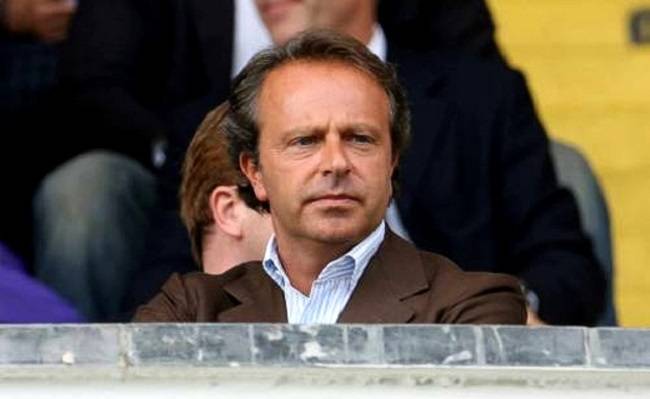 Fiorentina in vendita Fiorentina in vendita, i fratelli Della Valle pronti a defilarsi