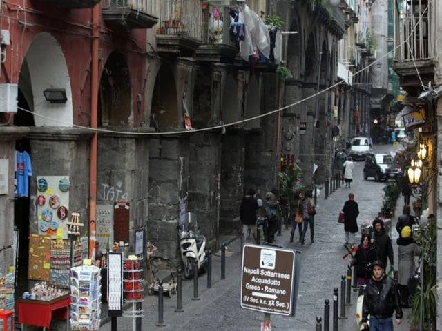 Napoli, le vie dei mestieri antichi-1 Napoli, le vie dei mestieri antichi-1