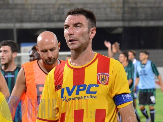 Fabio Lucioni, capitano Benevento positivo doping, la prima sezione Tna lo sospende Fabio Lucioni, capitano Benevento positivo doping, la prima sezione Tna lo sospende