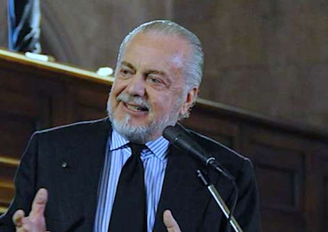 Il presidente del Napoli Il presidente del Napoli