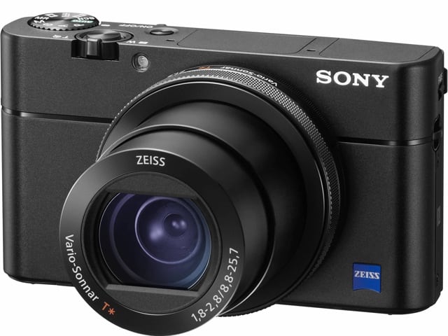 Sony svelata la nuova fotocamera RX100 VI con ultra-zoom-1
