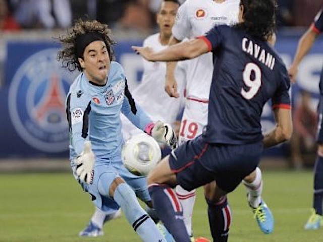 guillermo ochoa napoli