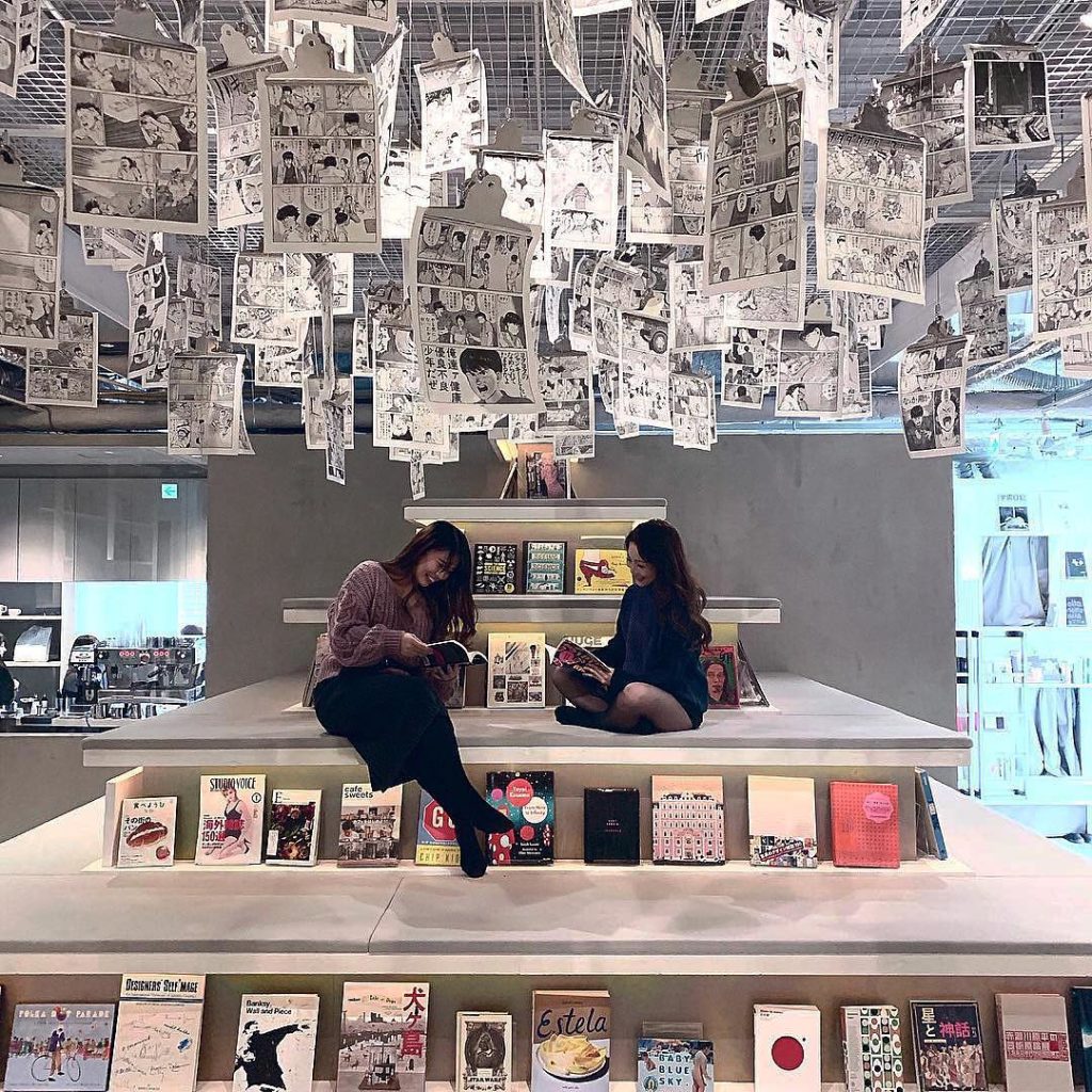Creato a Napoli, al Vomero, dalla Mondadori, il primo Book and Bed italiano-2