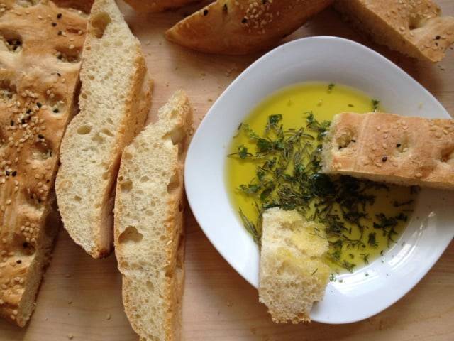 Pane olio, la merenda gustosa dei nostri nonni-1 Pane olio, la merenda gustosa dei nostri nonni-1