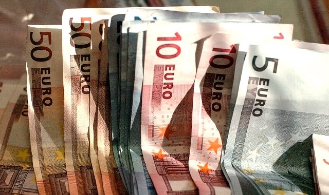 Euro Euro