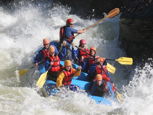 Il rafting nella regione Campania, sport praticato nella Valle del Sele-3 Il rafting nella regione Campania, sport praticato nella Valle del Sele-3