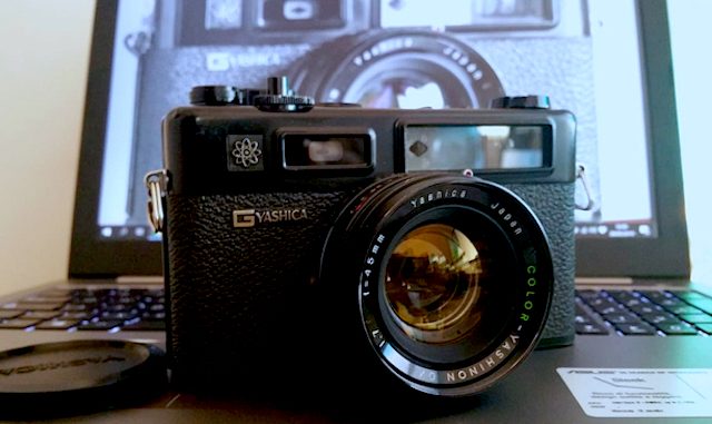 La Yashica Electro