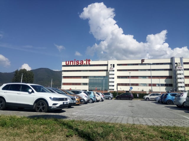 Al via i corsi di orientamento alle nuove professioni del Marketing per allievi e laureati dell'Universita di Salerno - 2 Al via i corsi di orientamento alle nuove professioni del Marketing per allievi e laureati dell'Universita di Salerno - 2