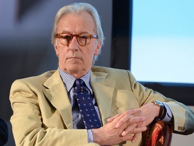 Il famoso scrittore napoletano Maurizio De Giovanni inveisce nei confronti di Vittorio Feltri per il suo titolo su Libero -2 Il famoso scrittore napoletano Maurizio De Giovanni inveisce nei confronti di Vittorio Feltri per il suo titolo su Libero -2