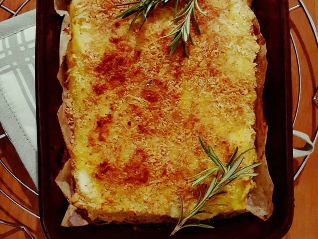 Il gatto con salsicce e friarielli, una gustosa variante di un piatto classico napoletano-1 Il gatto con salsicce e friarielli, una gustosa variante di un piatto classico napoletano-1