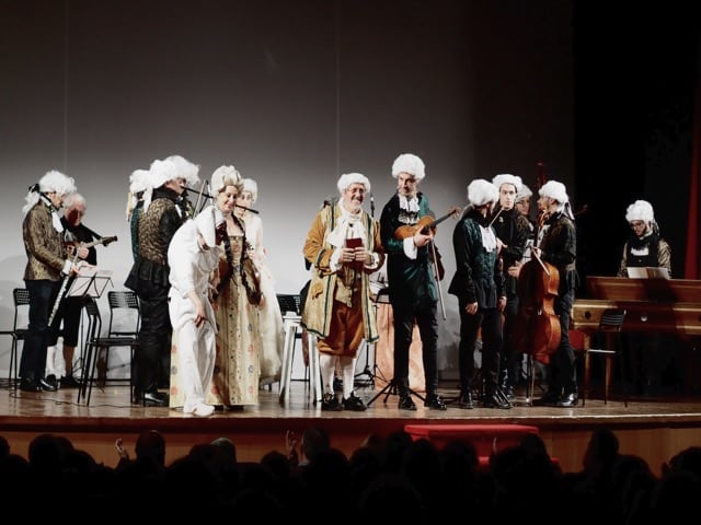 E' quatto stagione e Napule- grande successo al Teatro Acacia -di Napoli, con Amedeo Colella- crono.news E' quatto stagione e Napule- grande successo al Teatro Acacia -di Napoli, con Amedeo Colella- crono.news