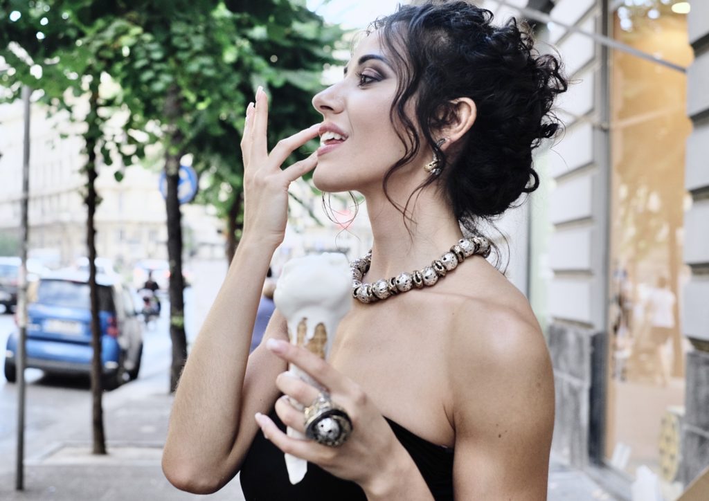 Napoli fashion on the road - nel segno di Orione - Mandile Gioielli